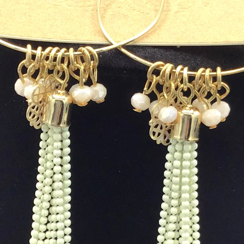 Gold Oval Hoops‎ With Gold & Cream Beads